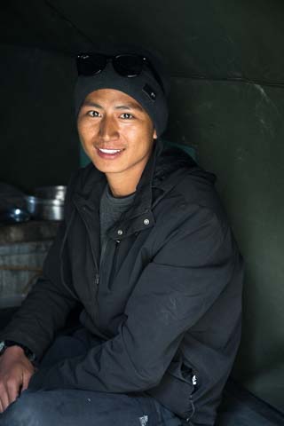 Stanzin Kunga Guide Stanzin Kunga, helper